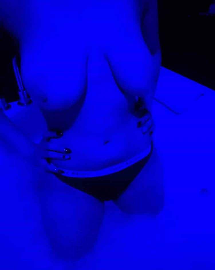 Ümraniye Kocaman Göğüslü Ucuz Escort Nurcan